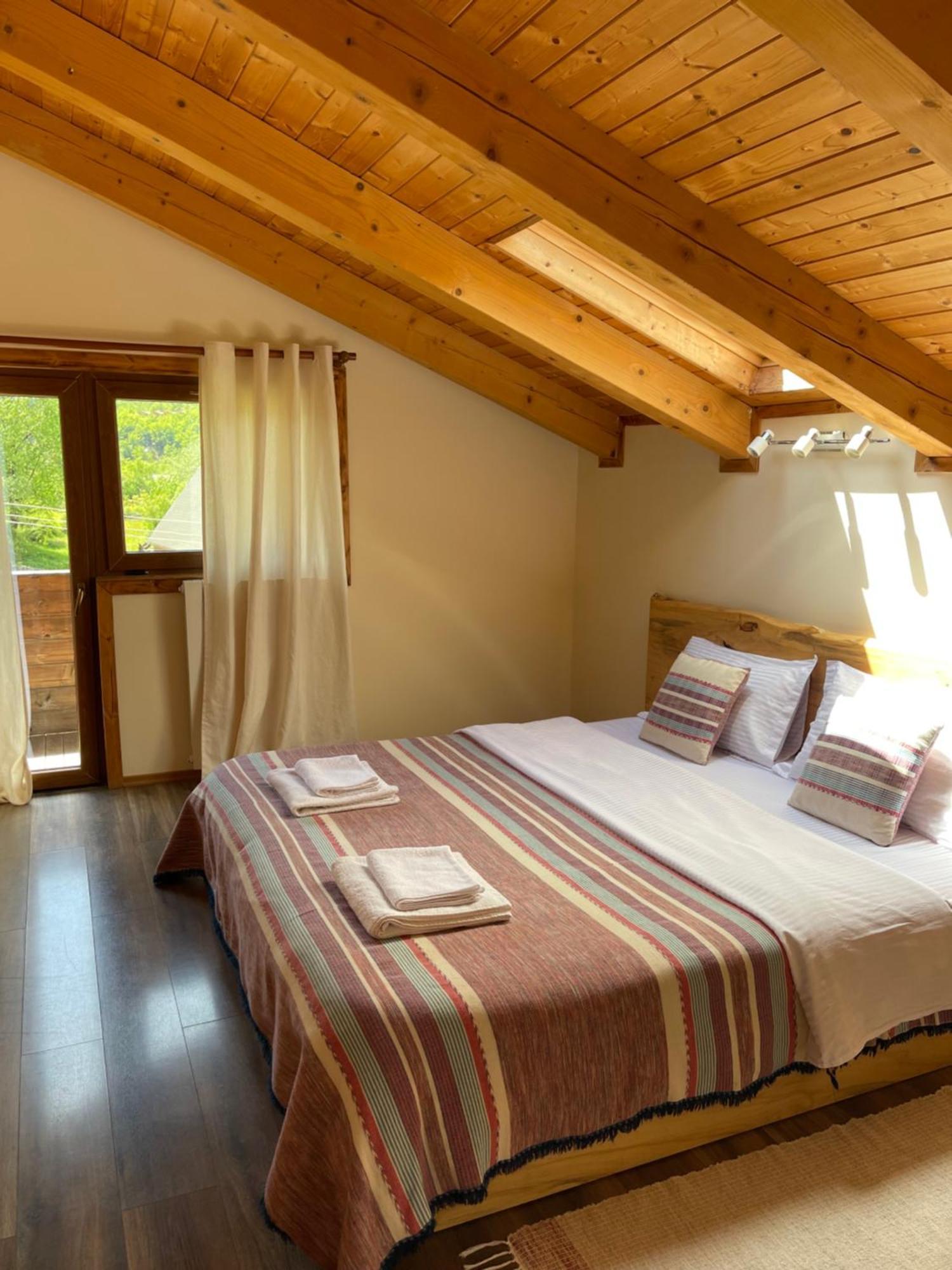 Villa Bujtina Polia à Theth Extérieur photo