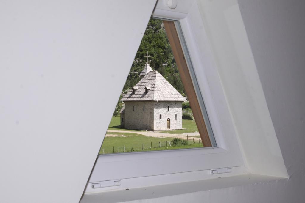 Villa Bujtina Polia à Theth Extérieur photo